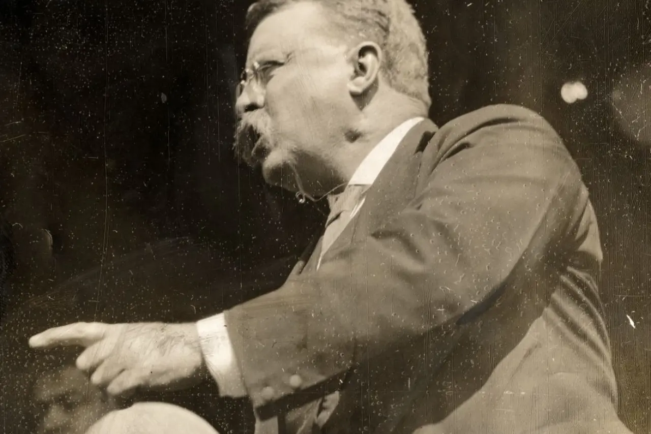 Photograph of Theodore Roosevelt giving a speech