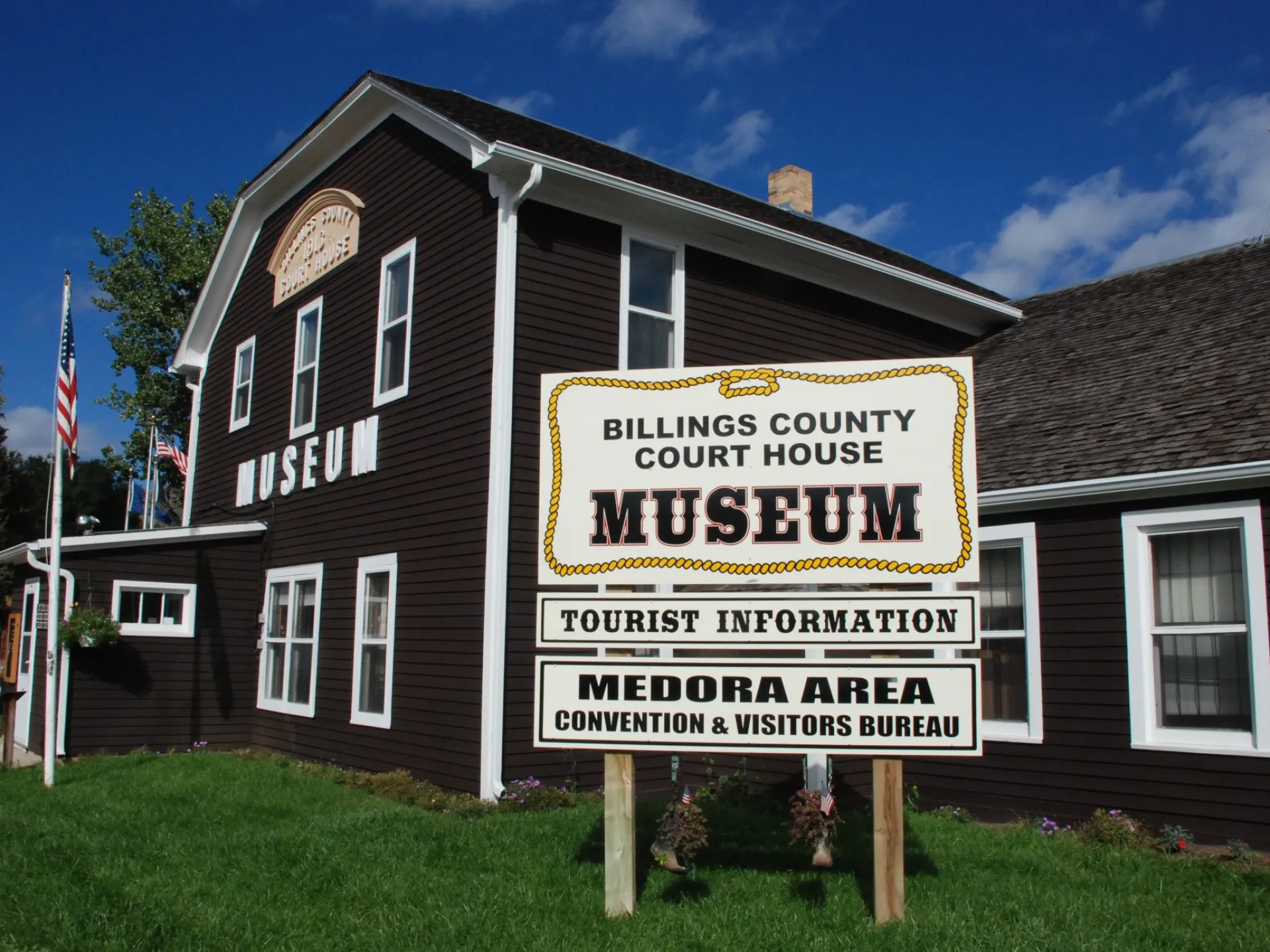Billings County Courthouse Museum and its sign
