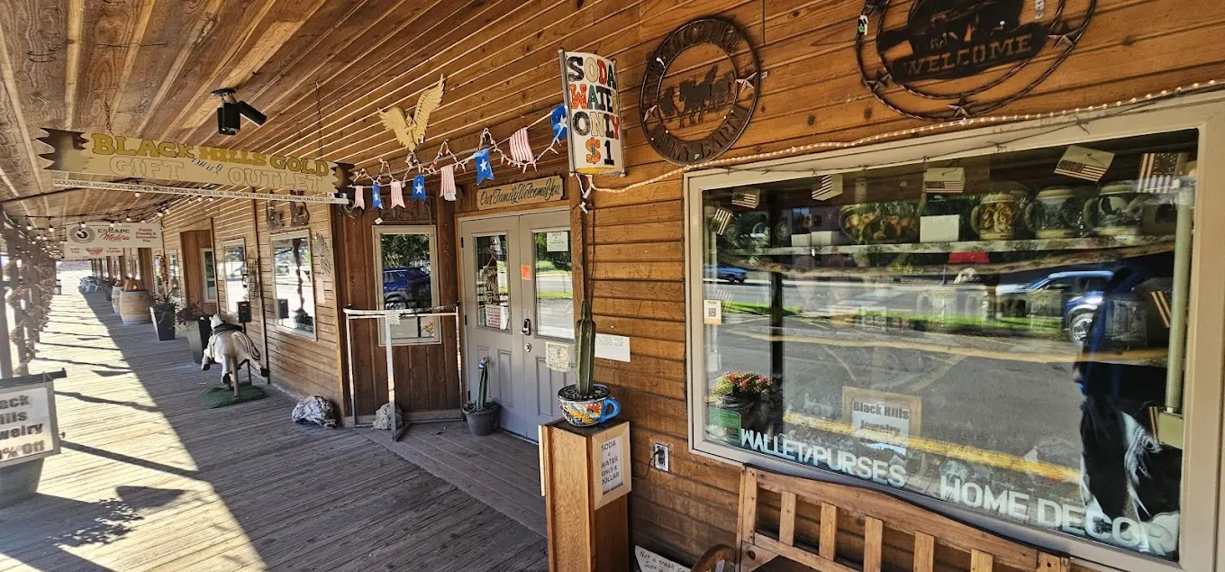 Black Hills Gold and Gift