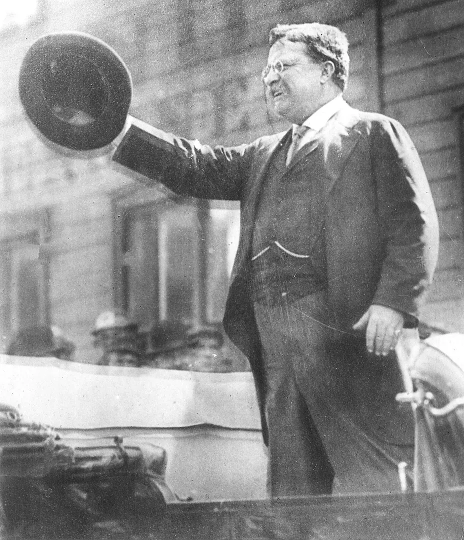Theodore Roosevelt speaking from an automobile in Milwaukee on October 14, 1912