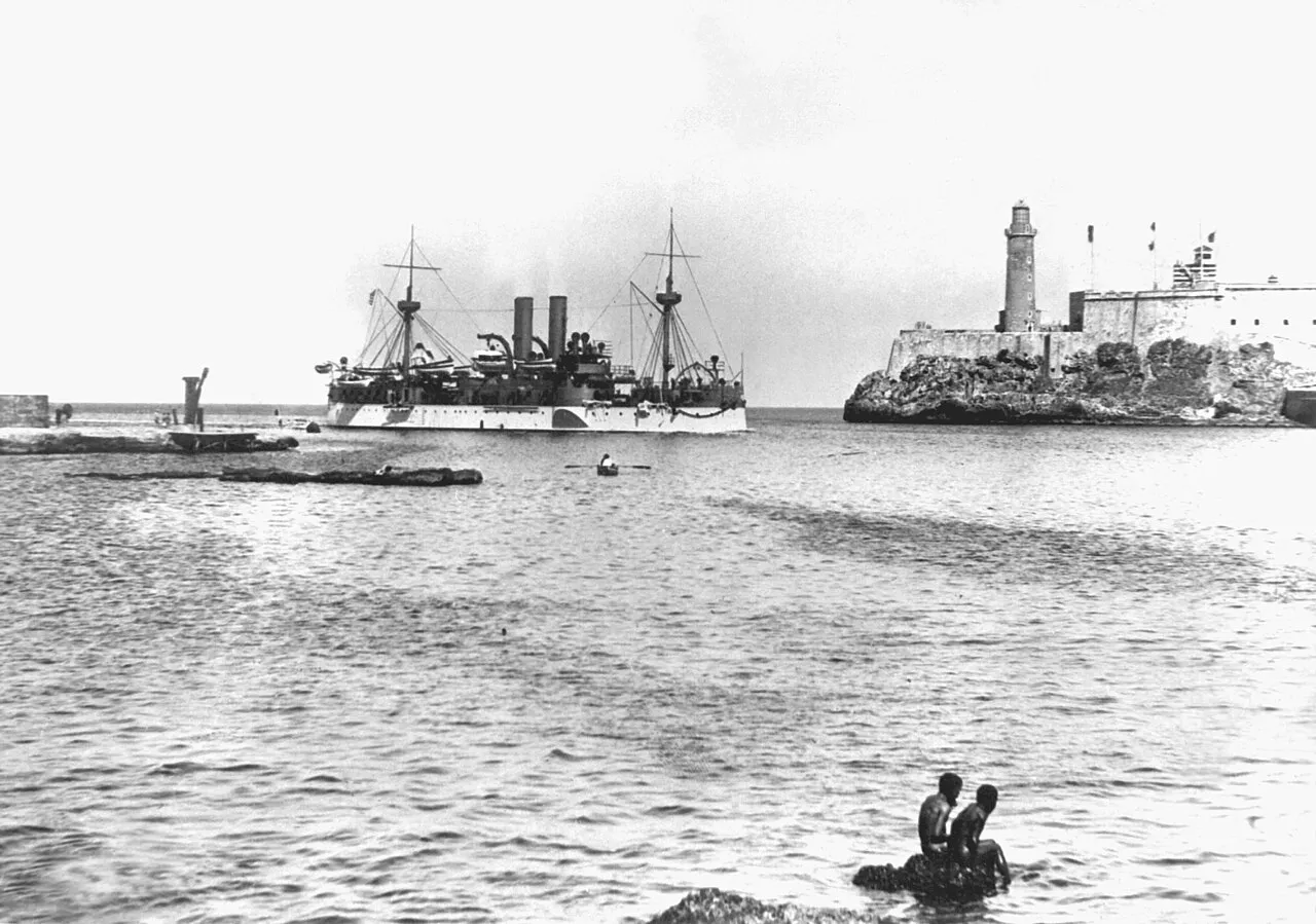 The battleship USS Maine entering Havana harbor, 1898