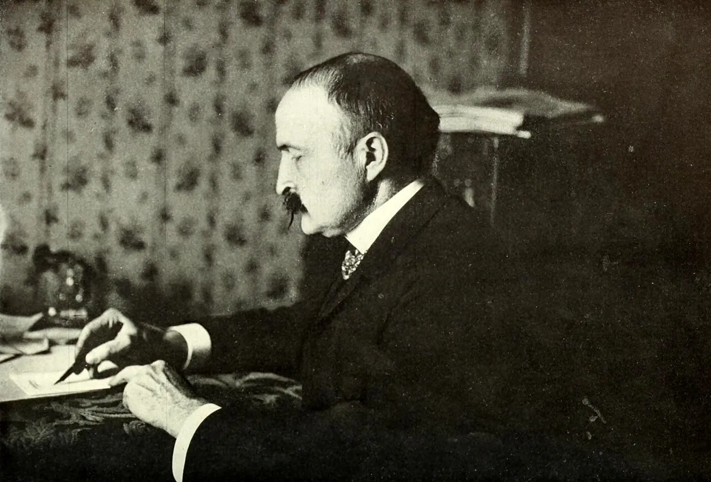 Portrait of Philippe Bunau-Varilla at his desk