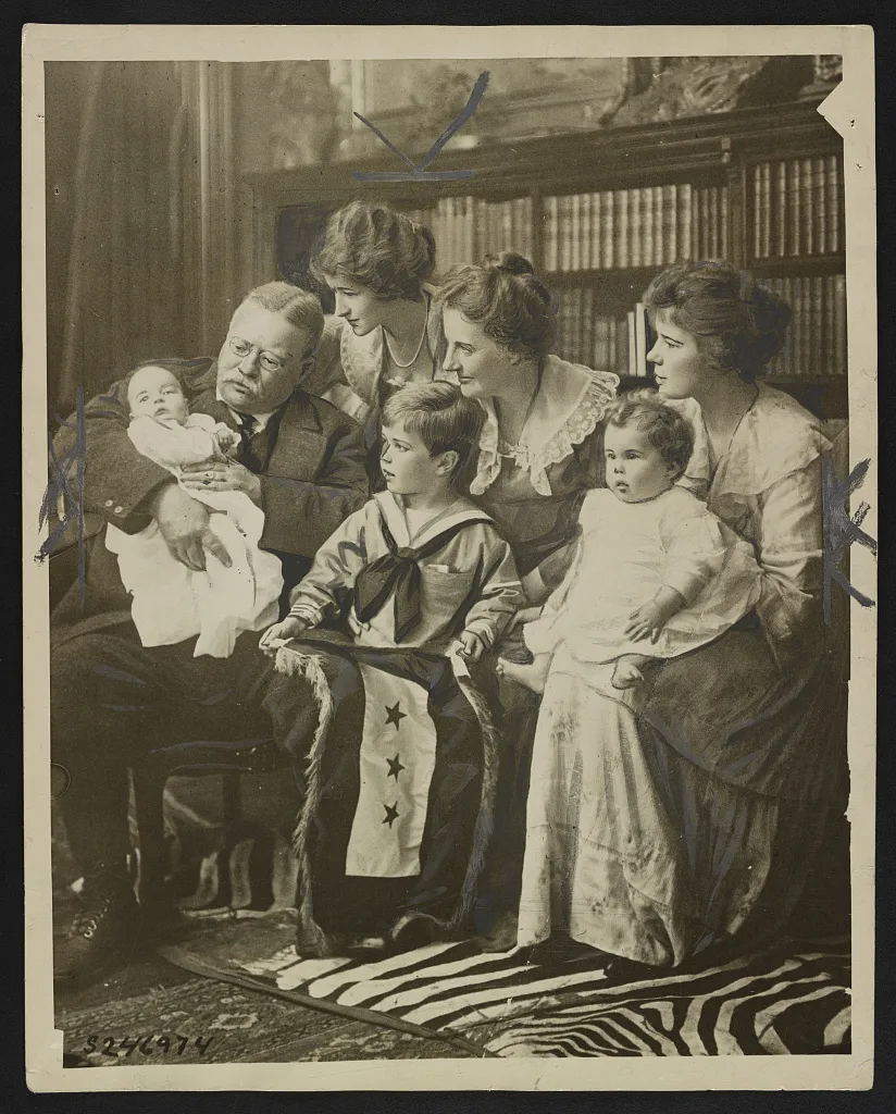 Theodore and Edith Roosevelt with members of their family in 1918.