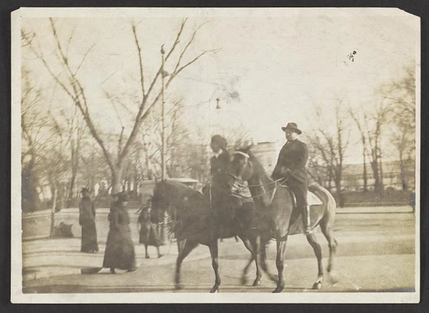 President Theodore Roosevelt and Edith Roosevelt on horseback