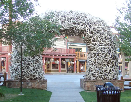 An arch built of shed elk antlers at the corner of the Jackson Town Square