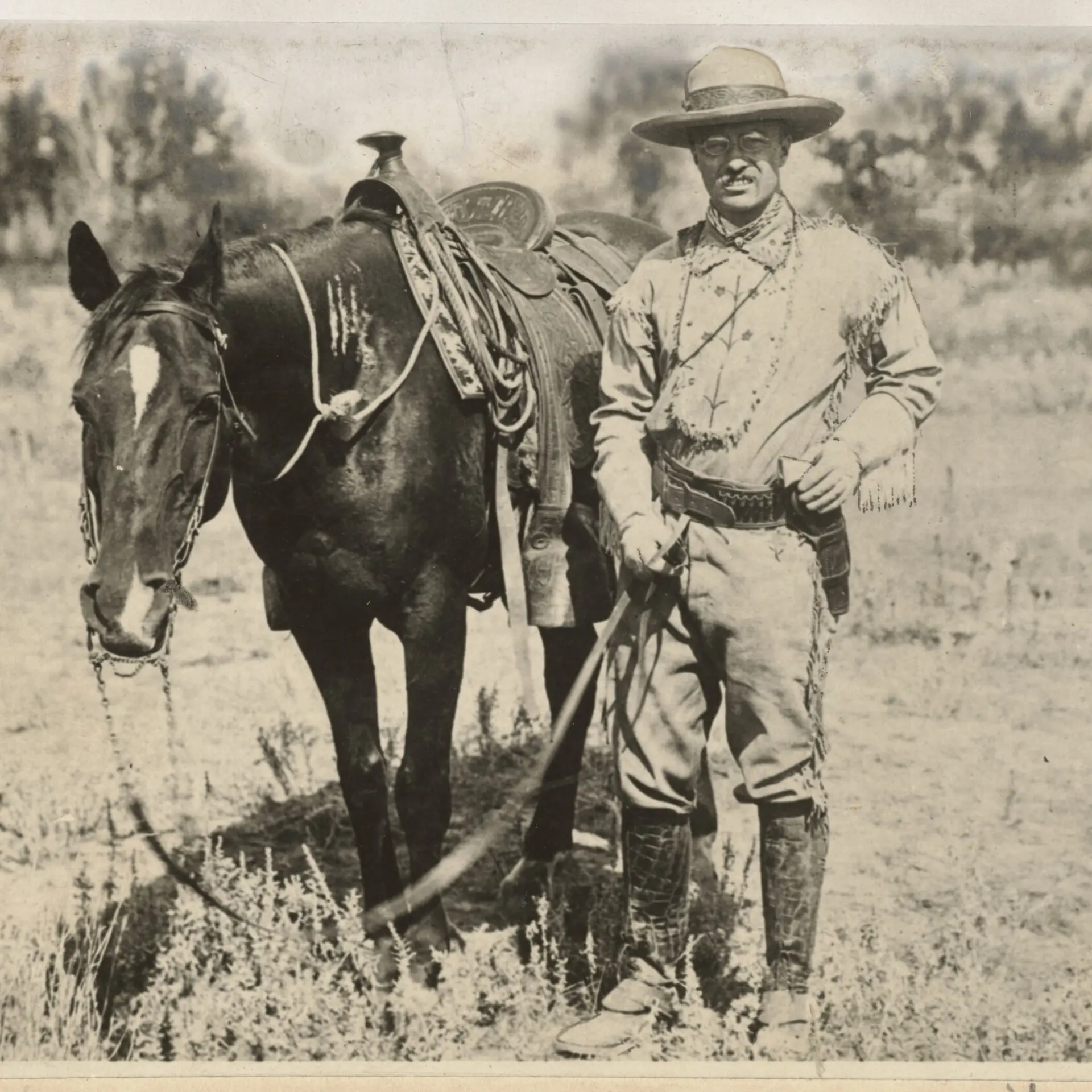  Theodore Roosevelt on the round-up, 1885.