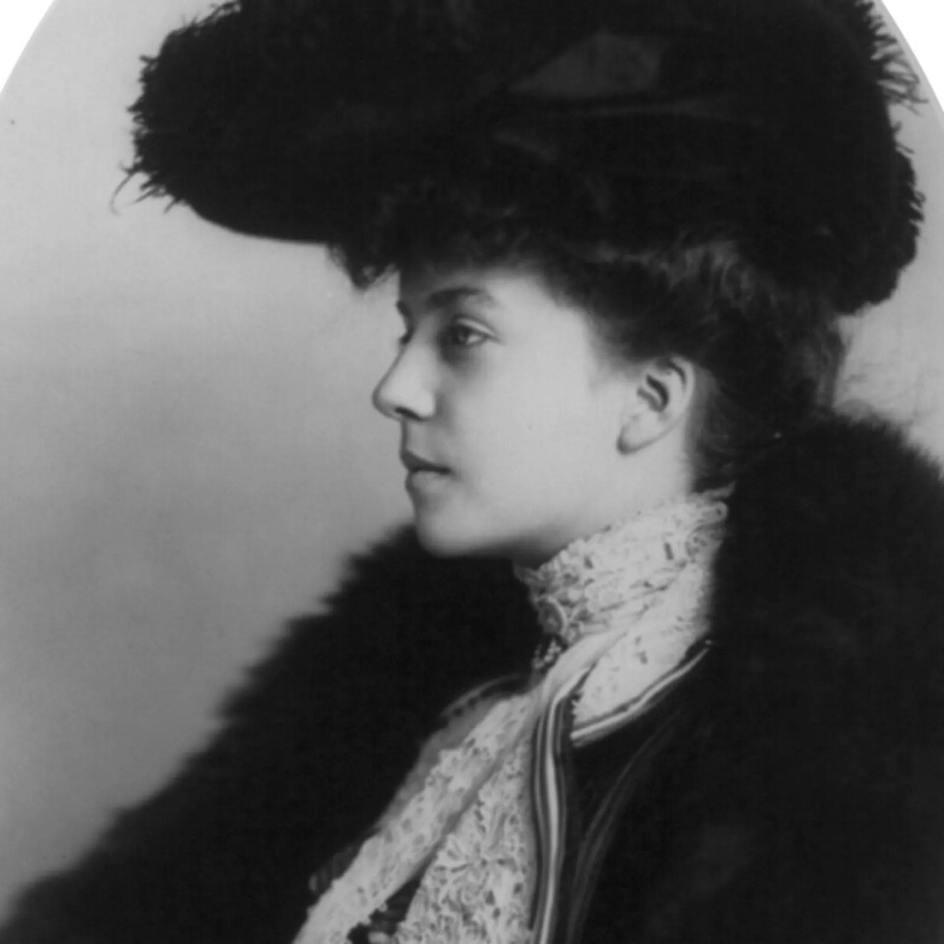 Portrait of a young Alice Roosevelt, 1902